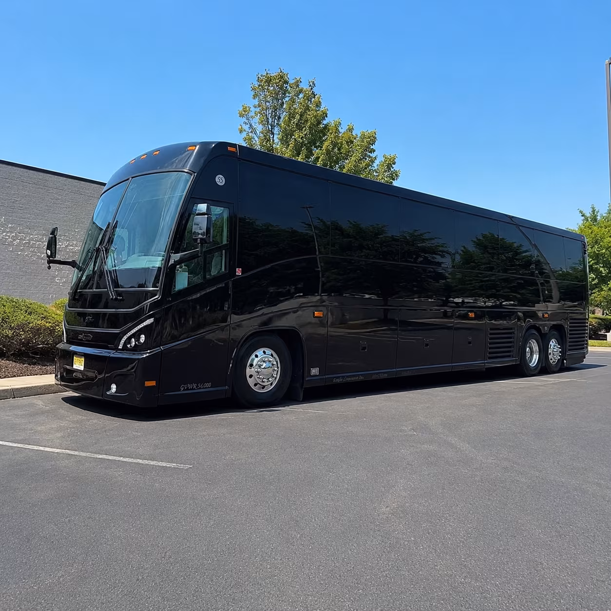 shuttle buses to concrete street amphitheater shows